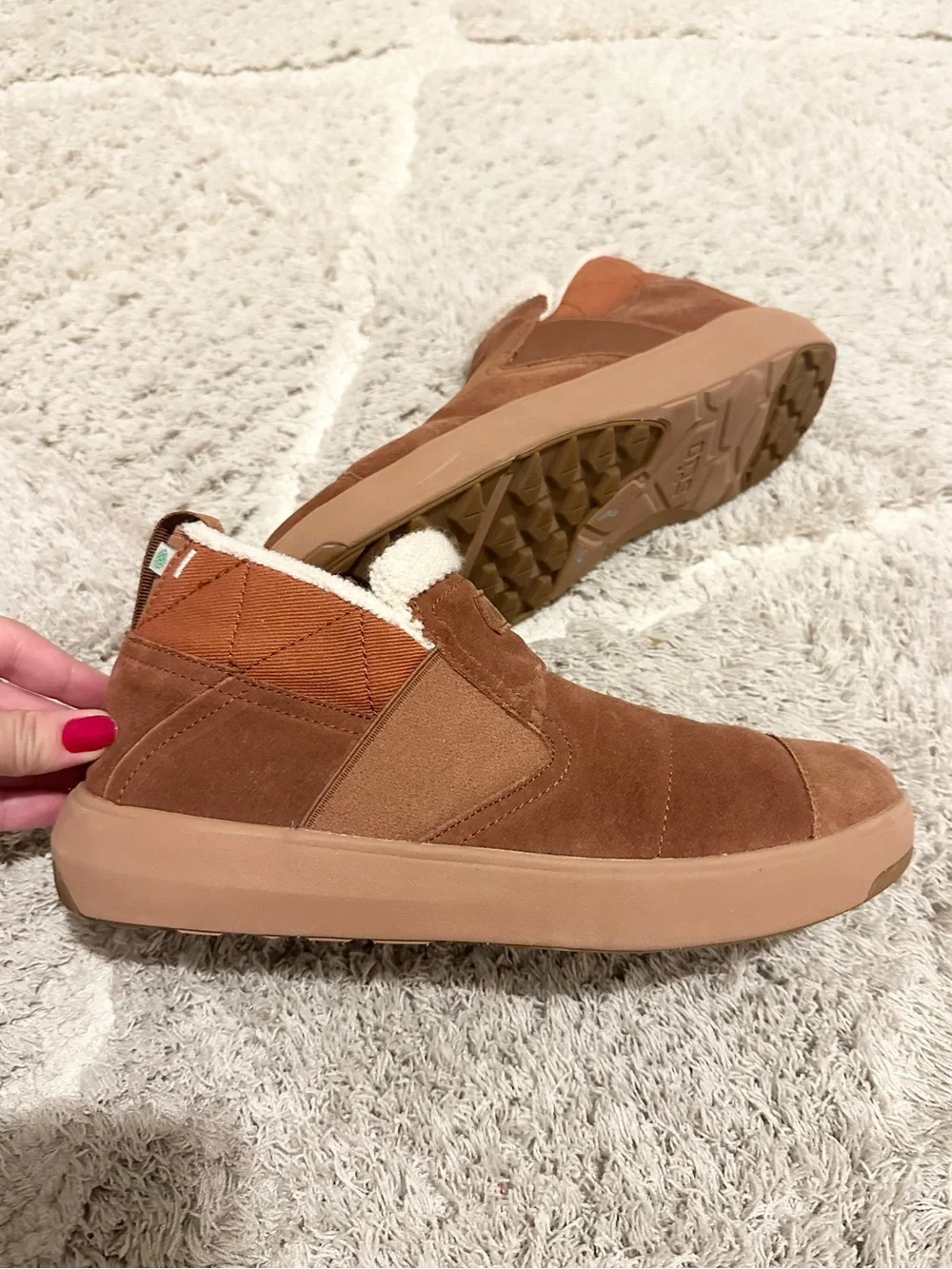 Stio Colter Boots Brown Suede Slip-On Winter Sneakers Women 9